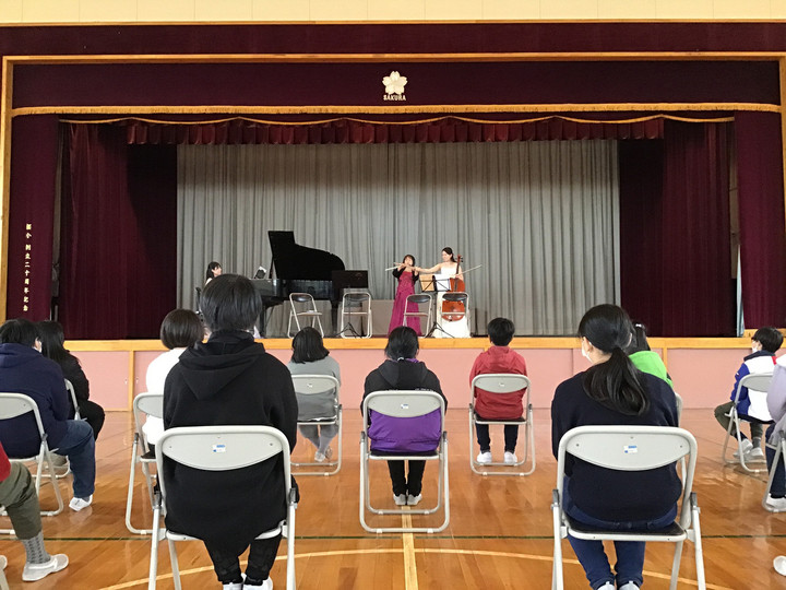 7696463086f64a4580d0821cd5ea76f0