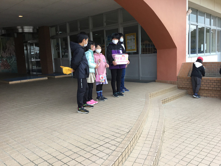 81c69efb58f64543afeaa0bac7dd94eb