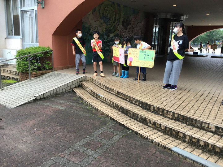 Bdd7c607bf764e7382cc91754a6437b6