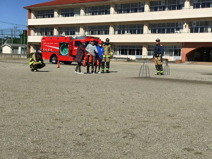 42da5c413d834e149bddaf2b7f319439