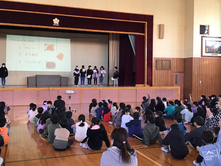 99c37a7845df4b2fb7558f5b0ed9b778